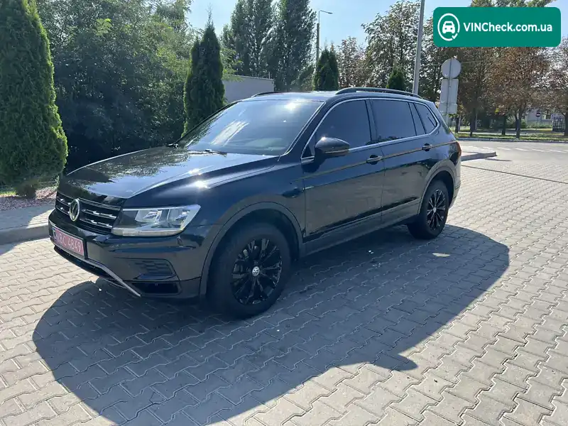 Volkswagen Tiguan 2019, фото з оголошення 2 з 8, VIN 3VV2B7AX7KM104588