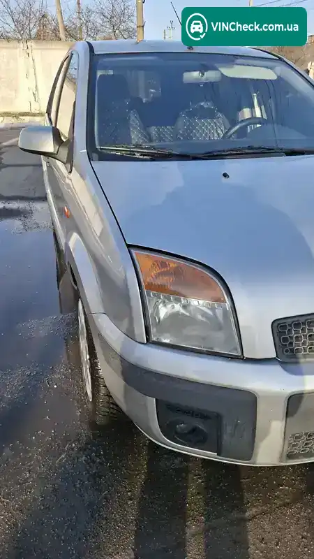 Ford Fusion 2007, фото з оголошення 2 з 21, VIN WF0UXXGAJU7E34531