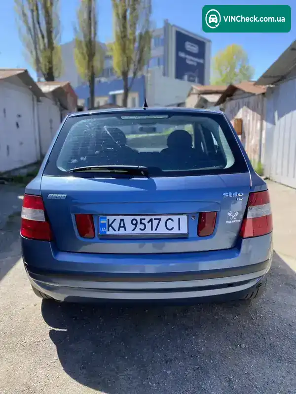 Fiat Stilo 2002, фото з оголошення 2 з 14, VIN ZFA19200000242337