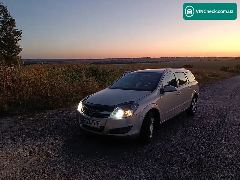 Opel Astra 2008, фото з оголошення 2 з 7, VIN W0L0AHL3582171280