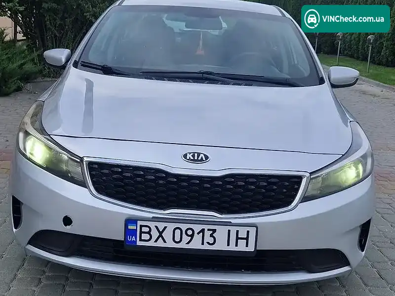 Kia Forte 2018, фото з оголошення 1 з 20, VIN 3KPFK4A75JE272446
