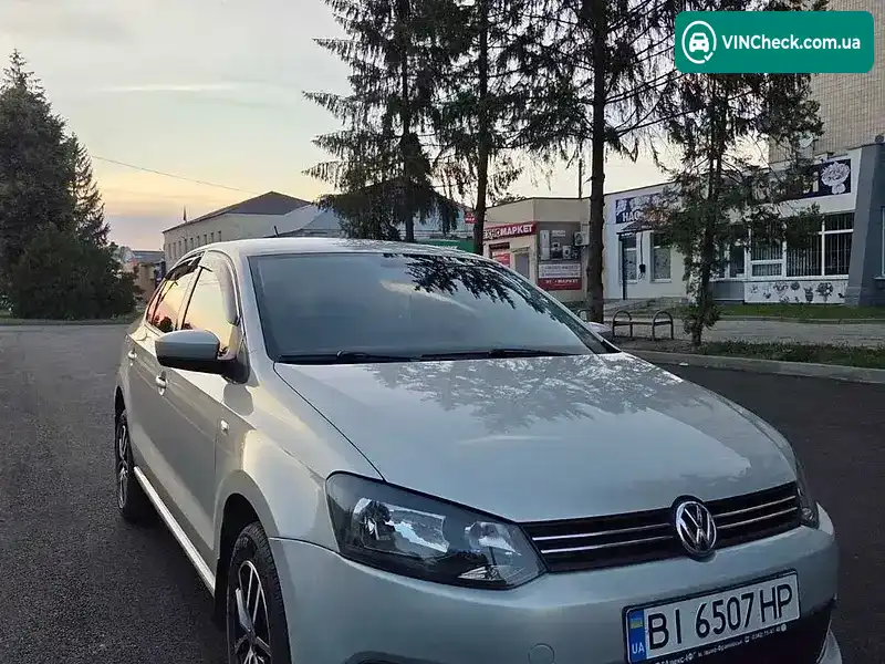 Volkswagen Polo 2013, фото з оголошення 1 з 9, VIN XW8ZZZ61ZEG020949