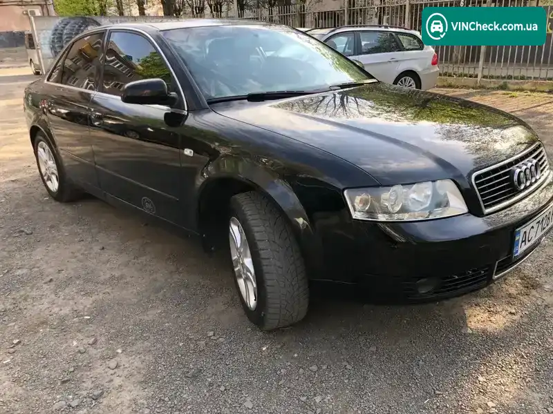 Audi A4 2004, фото з оголошення 2 з 12, VIN WAUZZZ8E34A188480