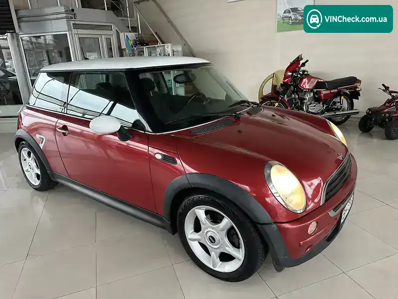 MINI Hatch 2005, фото з оголошення 2 з 21, VIN WMWRB11080TK49227