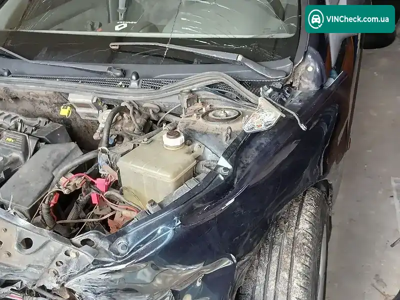 Renault Laguna 2000, фото з оголошення 2 з 3, VIN VF1B56G0523248313