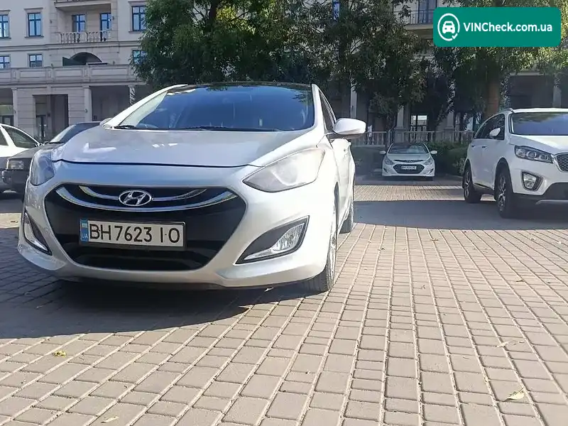 Hyundai Elantra 2013, фото з оголошення 2 з 20, VIN KMHD35LE5DU151021
