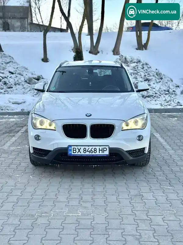 BMW X1 2013, фото з оголошення 2 з 19, VIN WBAVP91070VV38988