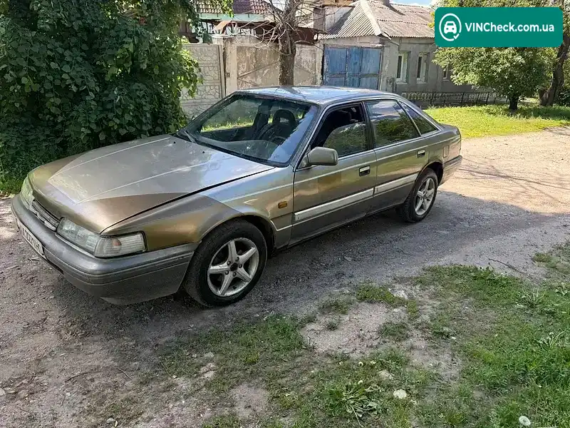 Mazda 626 1988, фото з оголошення 2 з 17, VIN JMZGD141201136513