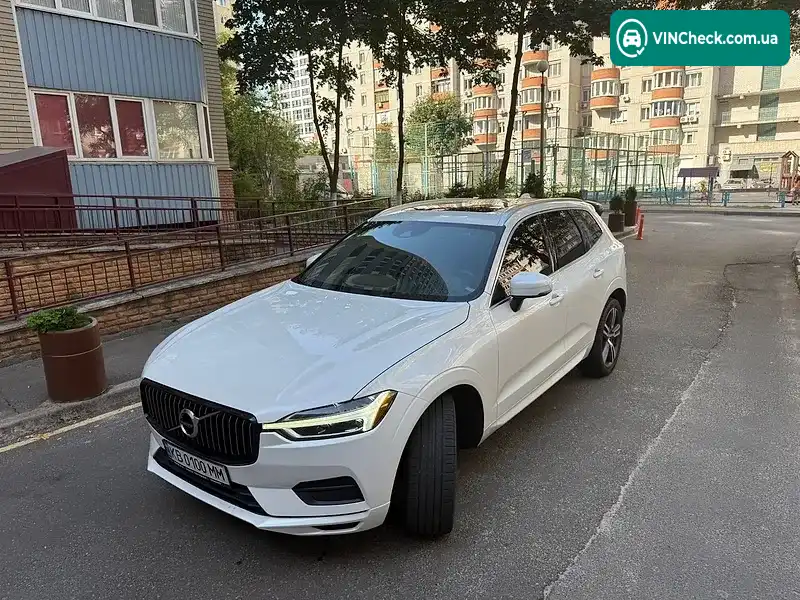 Volvo XC60 2019, фото з оголошення 1 з 20, VIN YV4102DK5L1418500