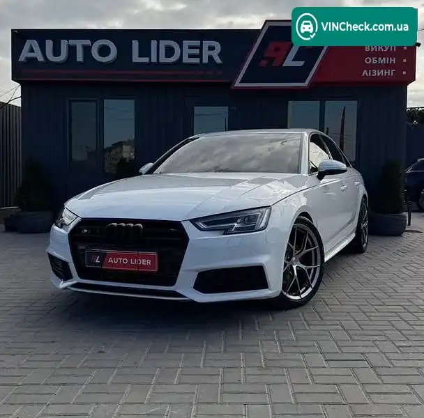 Audi A4 2018, фото з оголошення 1 з 18, VIN WAUKMAF45JA215153