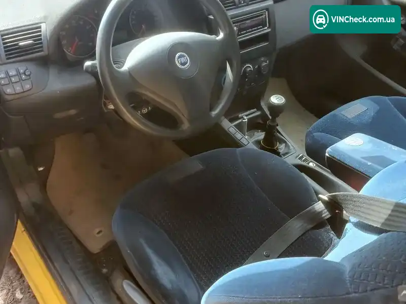 Fiat Stilo 2002, фото з оголошення 2 з 6, VIN ZFA19200000124449
