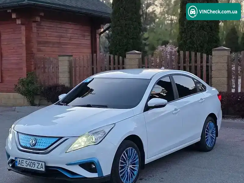 Dongfeng S50 2019, фото з оголошення 2 з 21, VIN LLU12A017KZ387629