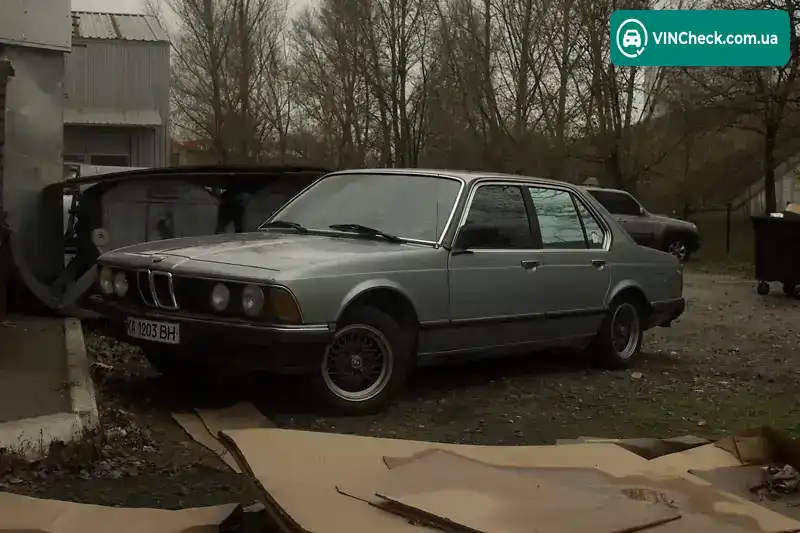 BMW 7 Series 1983, фото з оголошення 1 з 12, VIN WBAFE710109242873