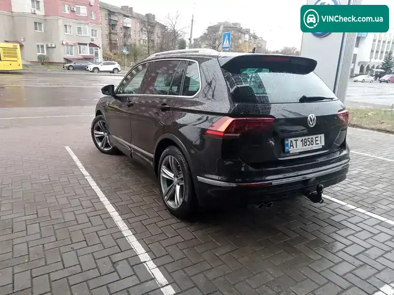 Volkswagen Tiguan 2016, фото з оголошення 1 з 6, VIN WVGZZZ5NZHW818382