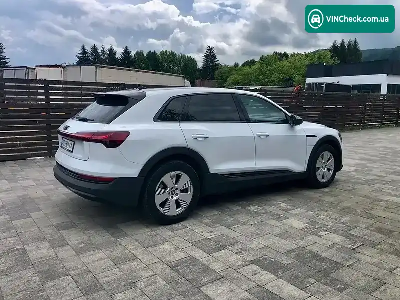 Audi e-tron 2019, фото з оголошення 1 з 21, VIN WAUZZZGE9LB017663