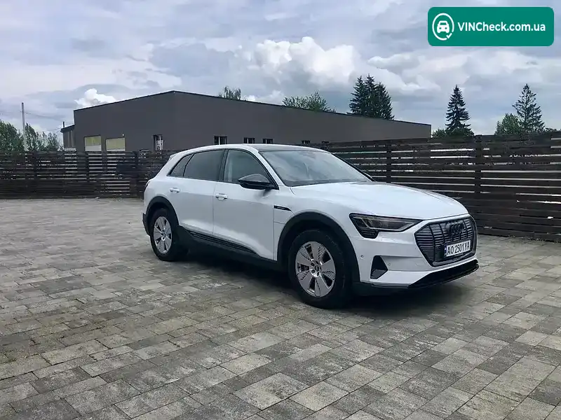 Audi e-tron 2019, фото з оголошення 2 з 21, VIN WAUZZZGE9LB017663