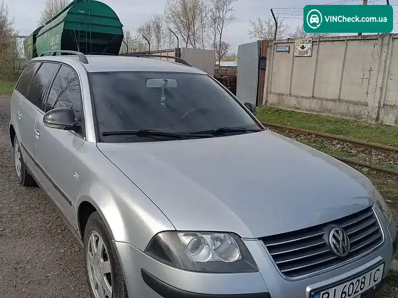 Volkswagen Passat 2001, фото з оголошення 1 з 17, VIN WVWZZZ3BZ2E151347