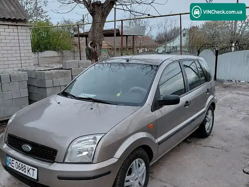 Ford Fusion 2004, фото з оголошення 1 з 11, VIN WF0UXXGAJU4A55434