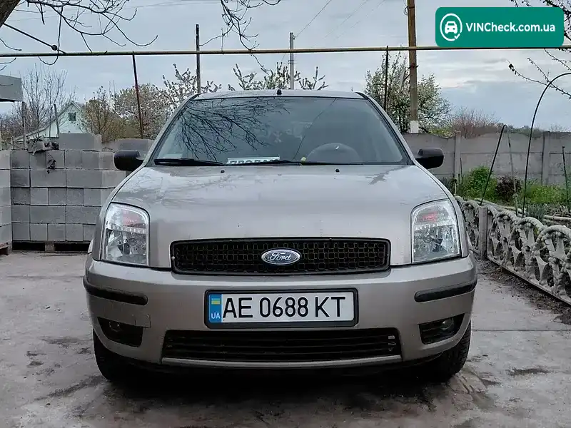Ford Fusion 2004, фото з оголошення 2 з 11, VIN WF0UXXGAJU4A55434
