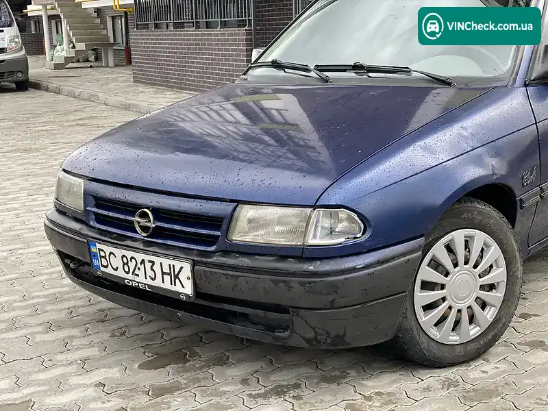 Opel Astra 1992, фото з оголошення 2 з 16, VIN W0L000051N2625193