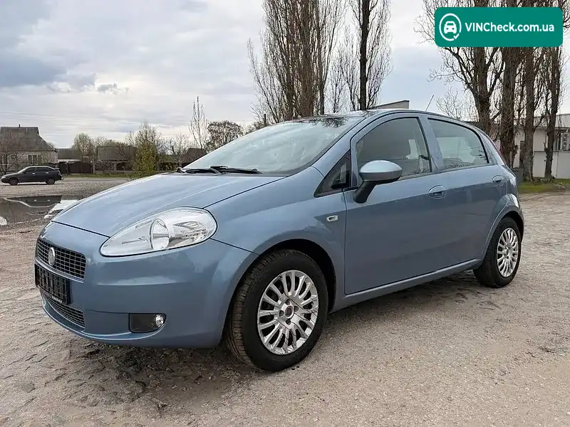 Fiat Punto 2011, фото з оголошення 2 з 14, VIN ZFA19900000821111