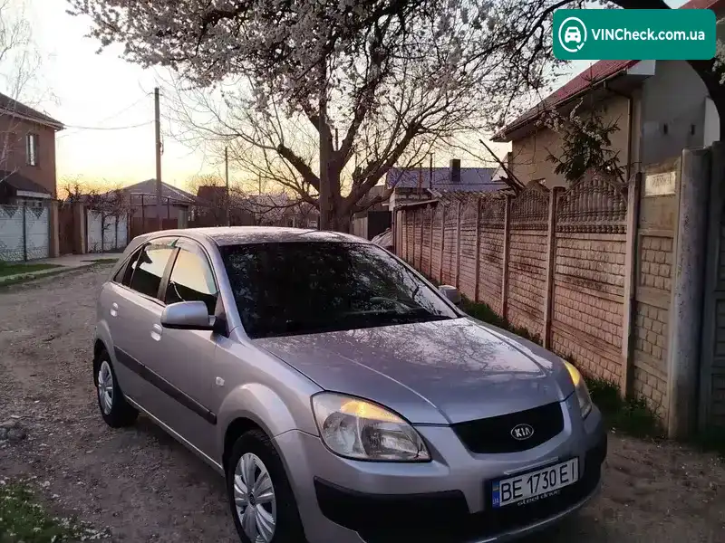 Kia Rio 2007, фото з оголошення 1 з 21, VIN KNEDE241376236054