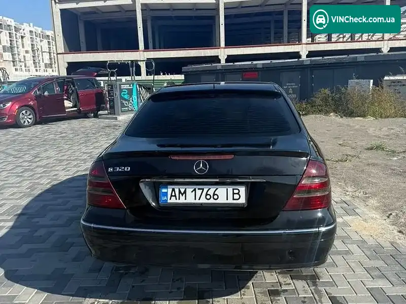 Mercedes-Benz E-Class 2005, фото з оголошення 1 з 14, VIN WDBUF65J05A733556