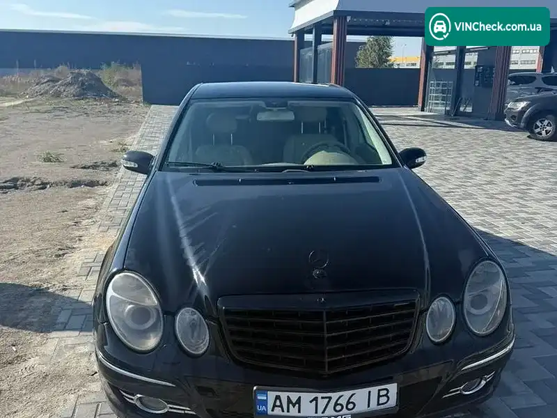 Mercedes-Benz E-Class 2005, фото з оголошення 2 з 14, VIN WDBUF65J05A733556