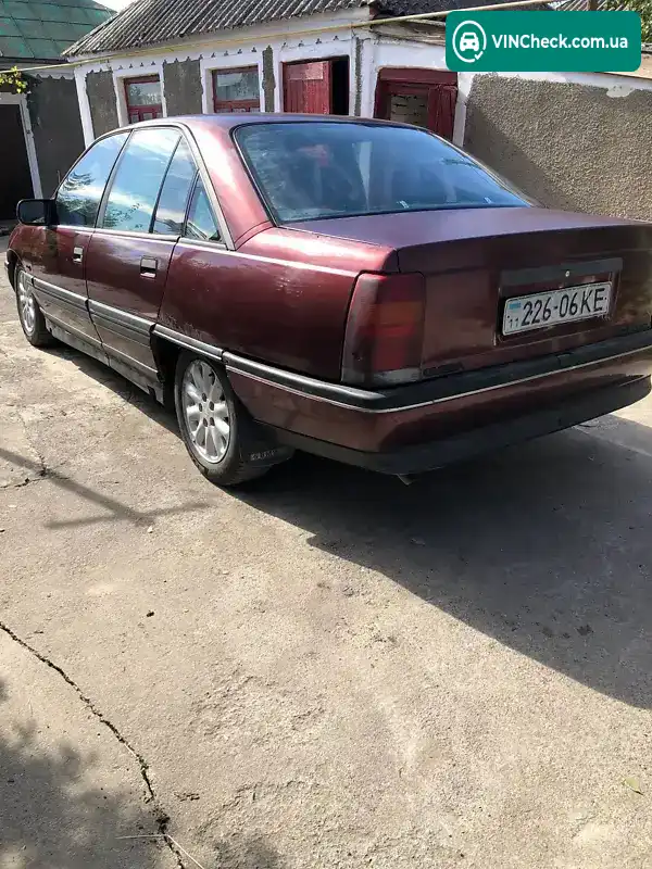Opel Omega 1988, фото з оголошення 2 з 8, VIN W0L000017J1169661