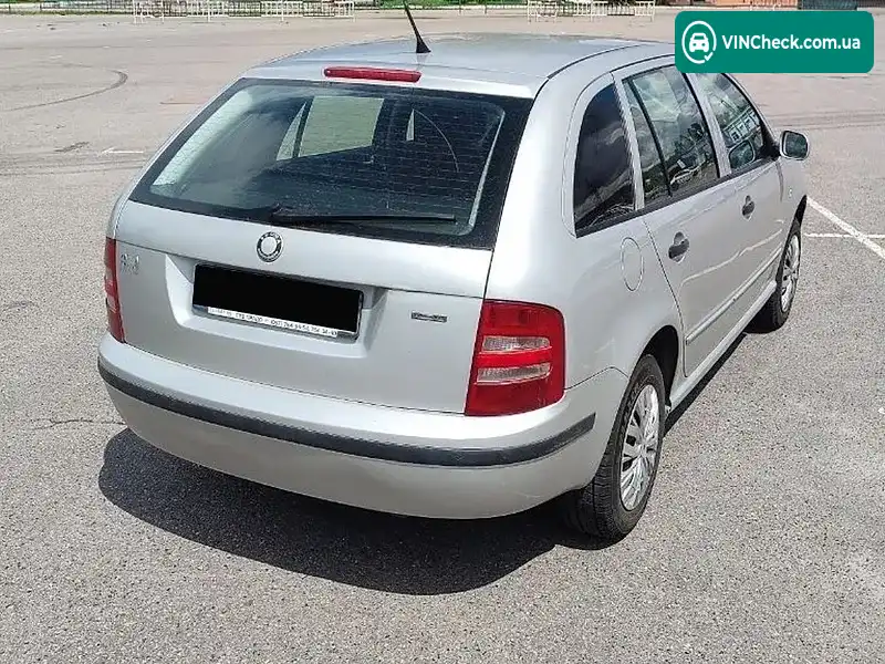 Skoda Fabia 2003, фото з оголошення 2 з 6, VIN TMBGC46Y143942279