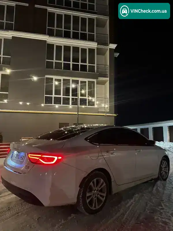 Chrysler 200 2015, фото з оголошення 2 з 17, VIN 1C3CCCAB2GN152448