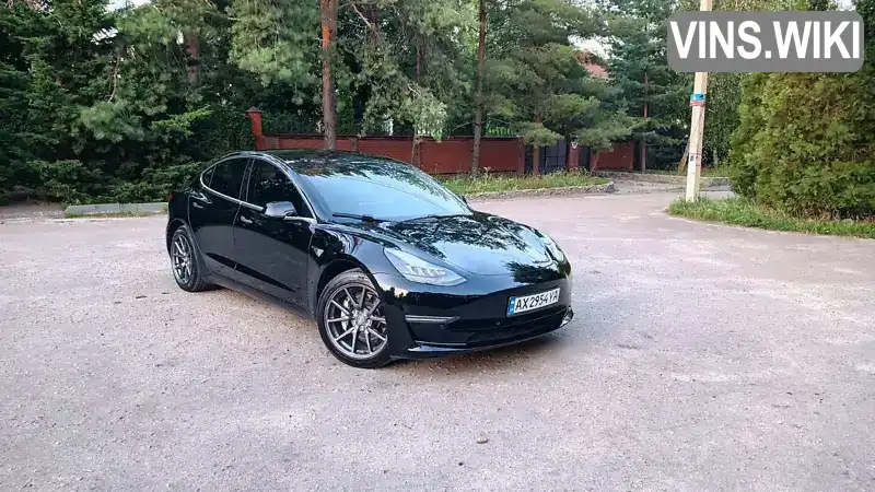 Tesla Model 3 2019, фото з оголошення 2 з 21, VIN 5YJ3E1EBXLF599851