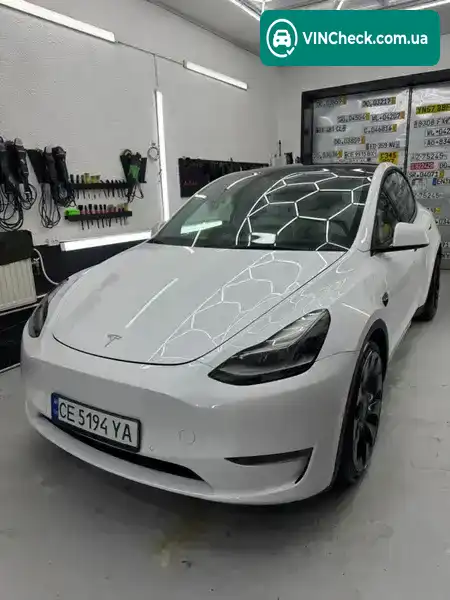 Tesla Model Y 2022, фото з оголошення 2 з 21, VIN 7SAYGDEF5NF373078