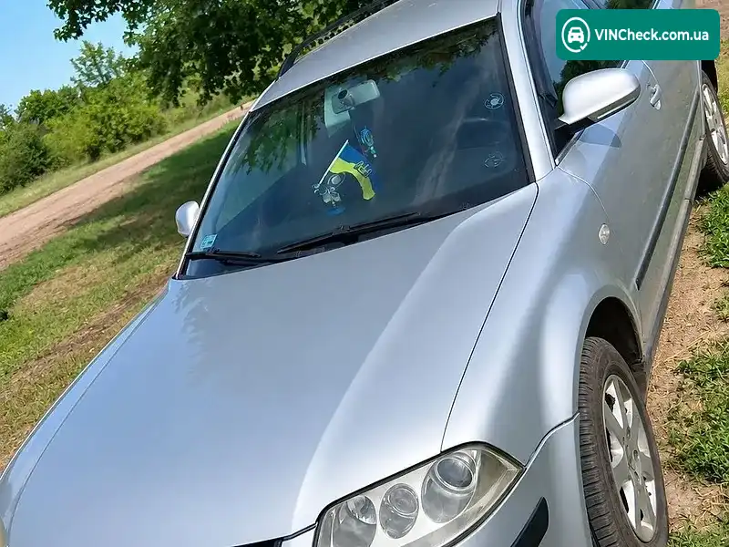 Volkswagen Passat 2002, фото з оголошення 1 з 7, VIN WVWZZZ3BZ3E162731
