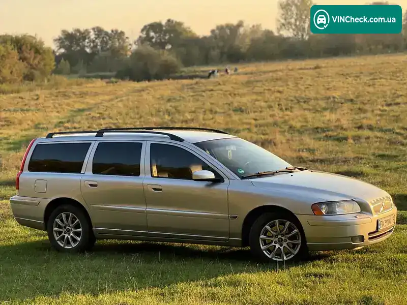 Volvo V70 2005, фото з оголошення 1 з 21, VIN YV1SW714162566080