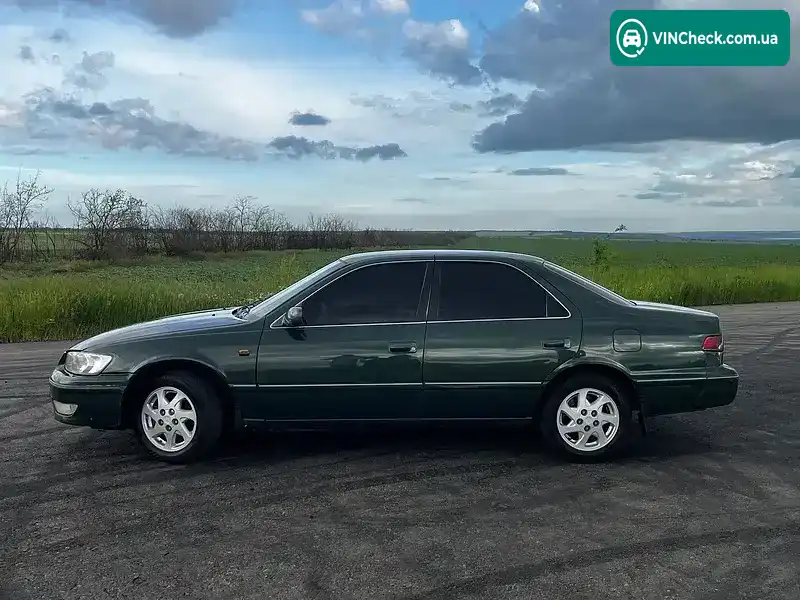 Toyota Camry 2001, фото з оголошення 2 з 9, VIN JT153SV2000540917