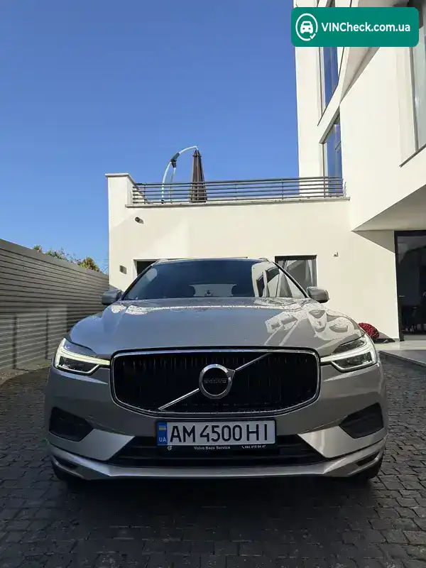 Volvo XC60 2018, фото з оголошення 2 з 21, VIN YV1UZ68VCK1195167