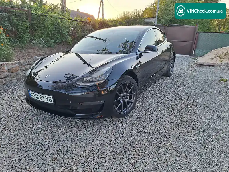 Tesla Model 3 2018, фото з оголошення 1 з 20, VIN 5YJ3E1EB5JF113234