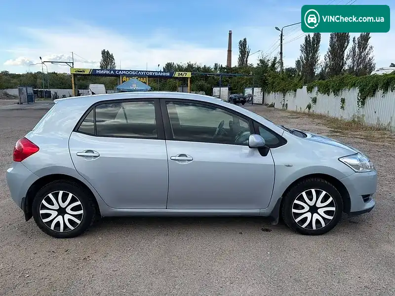 Toyota Auris 2008, фото з оголошення 2 з 13, VIN NMTKV58E00R031302