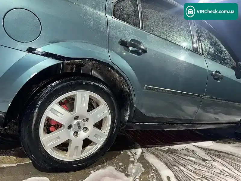 Ford Mondeo 2002, фото з оголошення 2 з 16, VIN WF05XXGBB52L69871