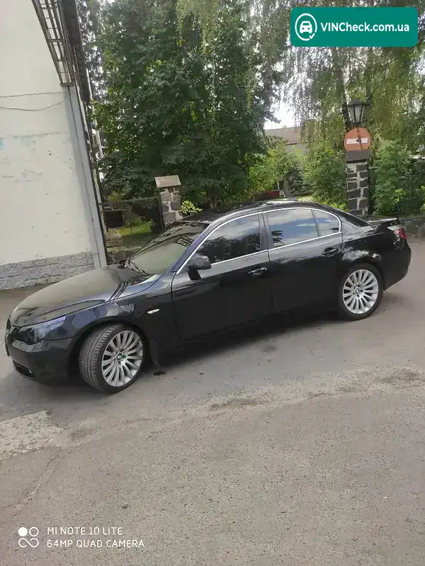 BMW 5 Series 2005, фото з оголошення 2 з 13, VIN WBANA71030B611457