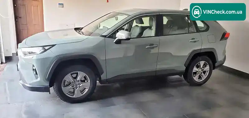 Toyota RAV4 2022, фото з оголошення 1 з 20, VIN JTMW73FV30D122323