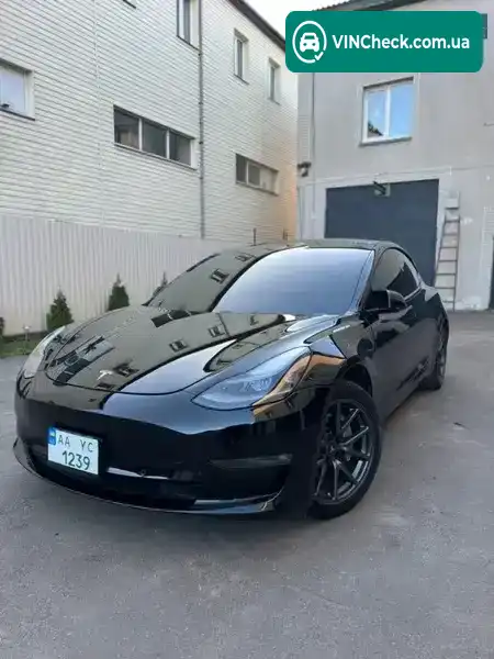 Tesla Model 3 2019, фото з оголошення 1 з 21, VIN 5YJ3E1EB7KF384927