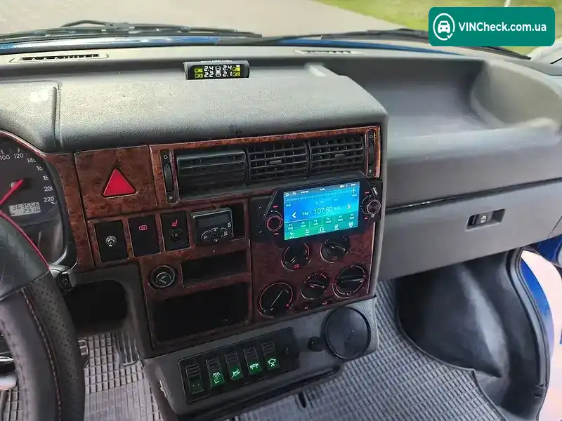 Volkswagen Caravelle 2002, фото з оголошення 2 з 20, VIN WV2ZZZ70Z3X012848