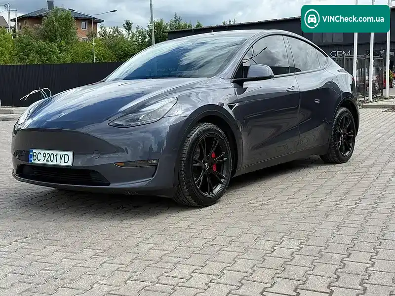 Tesla Model Y 2023, фото з оголошення 2 з 20, VIN 7SAYGDEF8PF935932