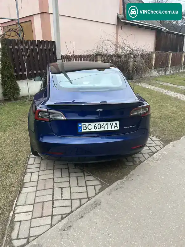 Tesla Model 3 2019, фото з оголошення 2 з 17, VIN 5YJ3E1EB4KF195491