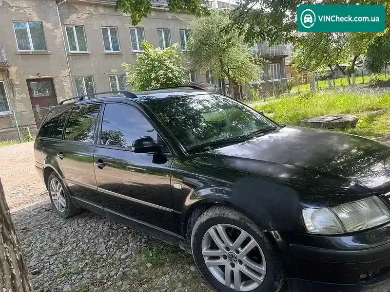 Volkswagen Passat 1999, фото з оголошення 1 з 9, VIN WVWZZZ3BZYE184759