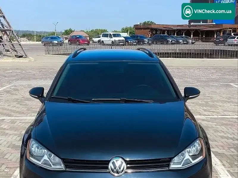 Volkswagen Golf 2016, фото з оголошення 1 з 20, VIN 3VW017AU8HM502834