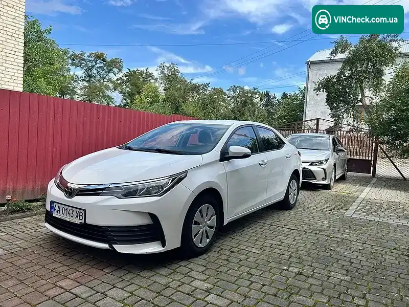 Toyota Corolla 2018, фото з оголошення 1 з 10, VIN NMTBT9JE00R054814