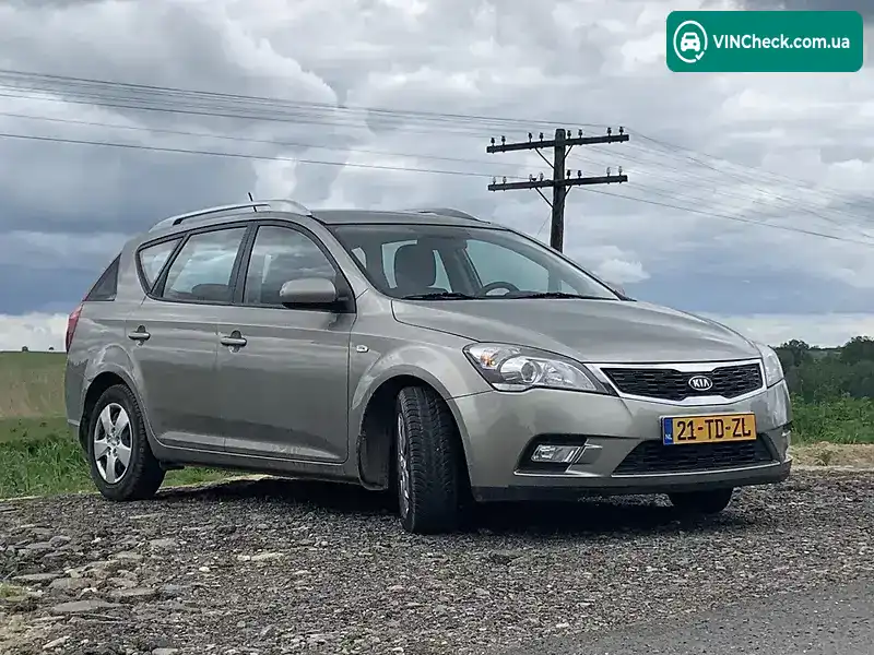 Kia Ceed 2012, фото з оголошення 2 з 16, VIN U5YHB816ACL207236